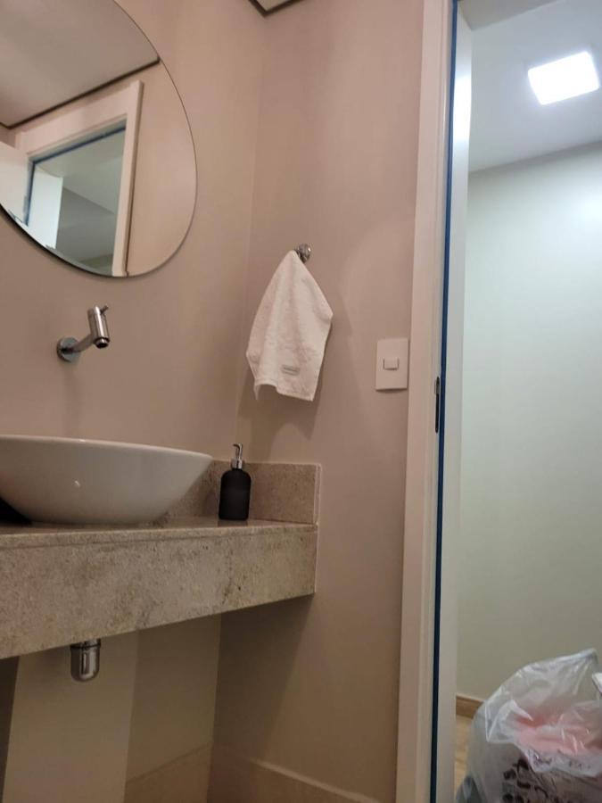 Apartamento Loft Encantador, Piscina, Vaga, Wifi, Ar Condicionado